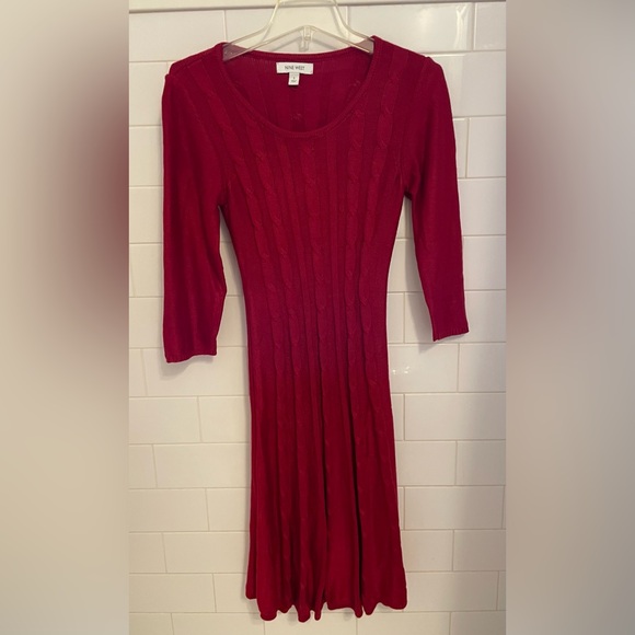 Nine West women’s burgundy cable knit sweater dress A-line, size Small, EUC - Picture 2 of 10